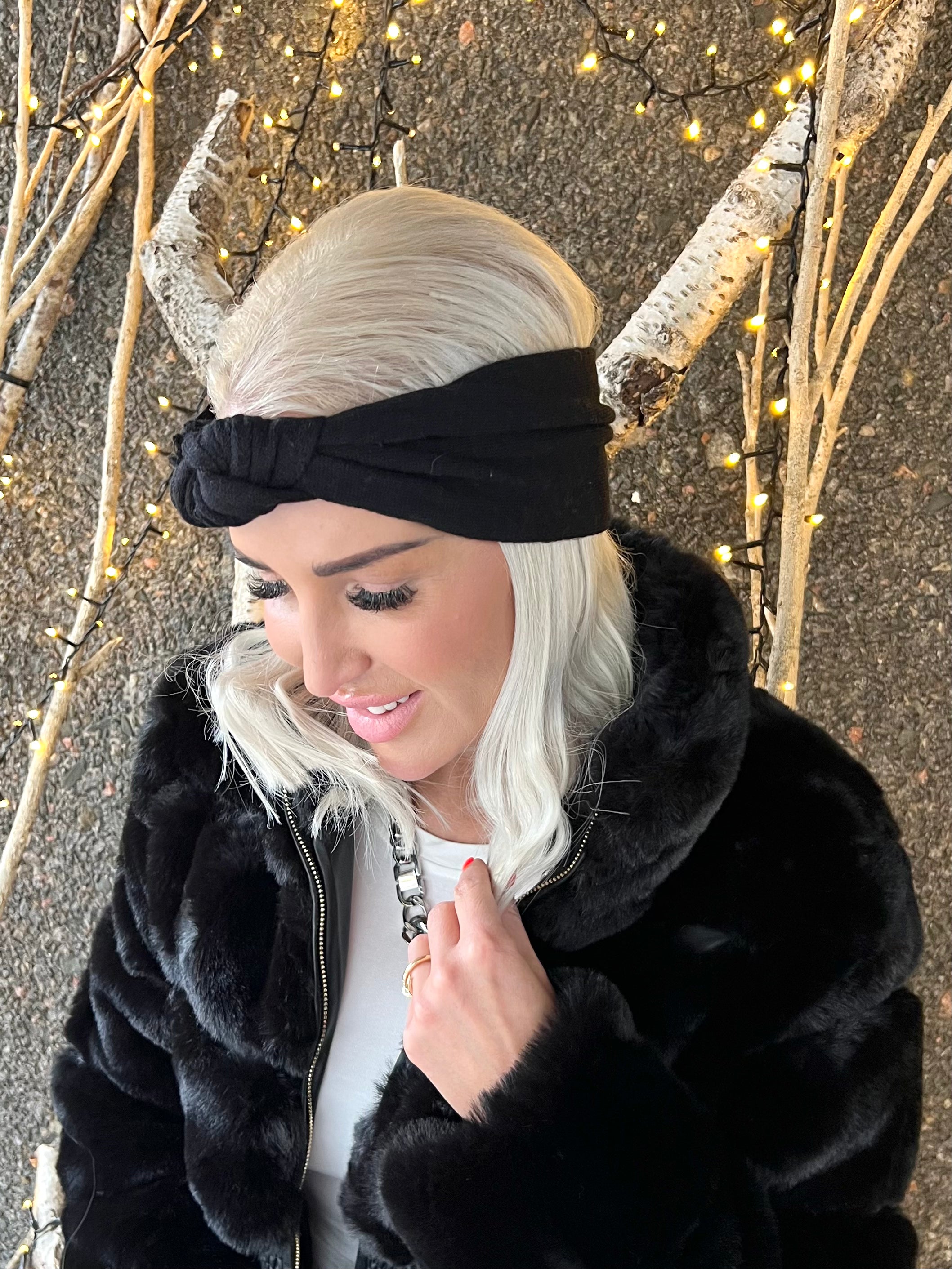 Mia - Simpelt uld pandebånd med knude detalje